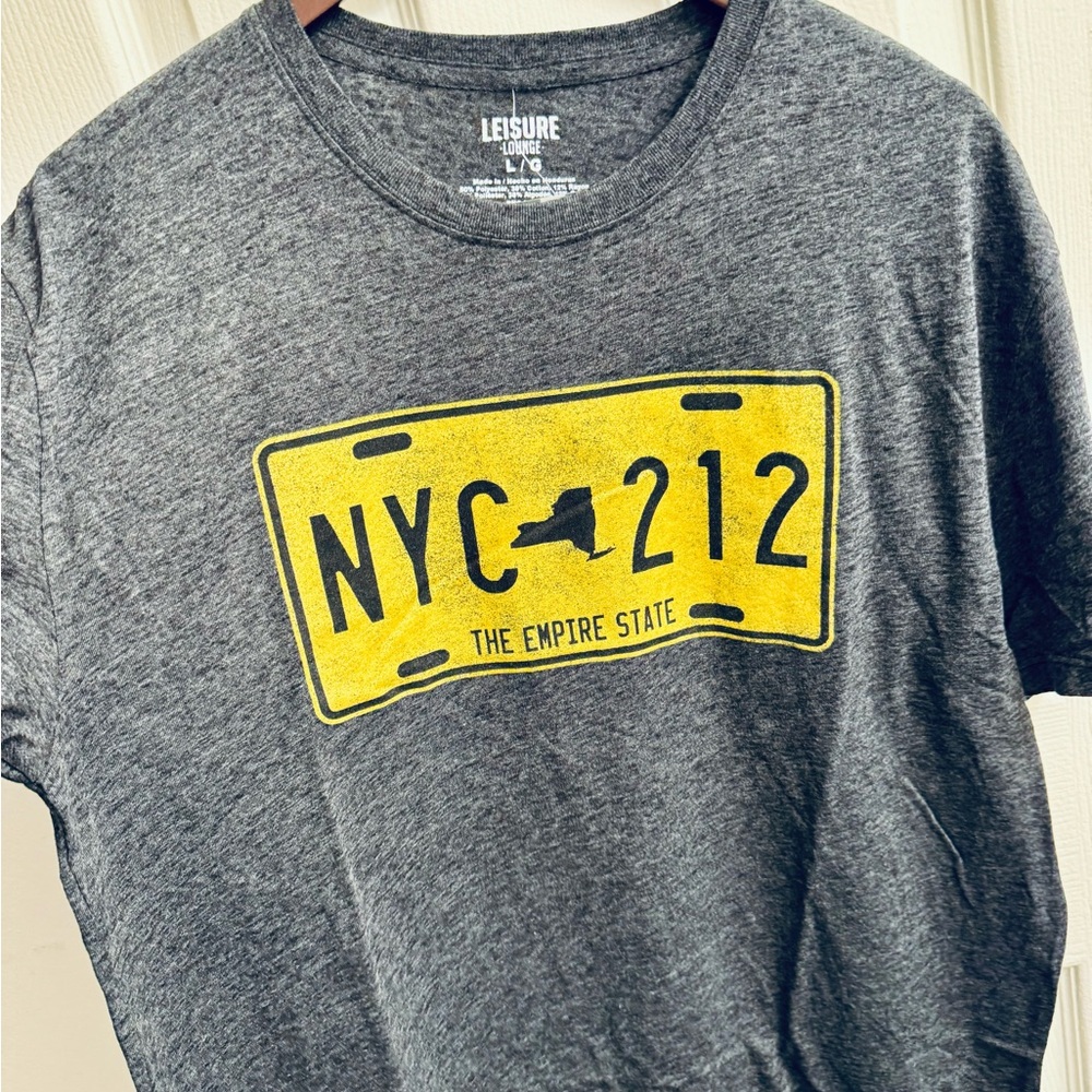 Leisure Lounge NYC graphic Heather T-Shirt- Ray, L